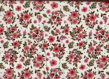 Load image into Gallery viewer, P2243-FL51472-Y C1 IVORY/PINK PRINTED RIB KNIT FLORAL